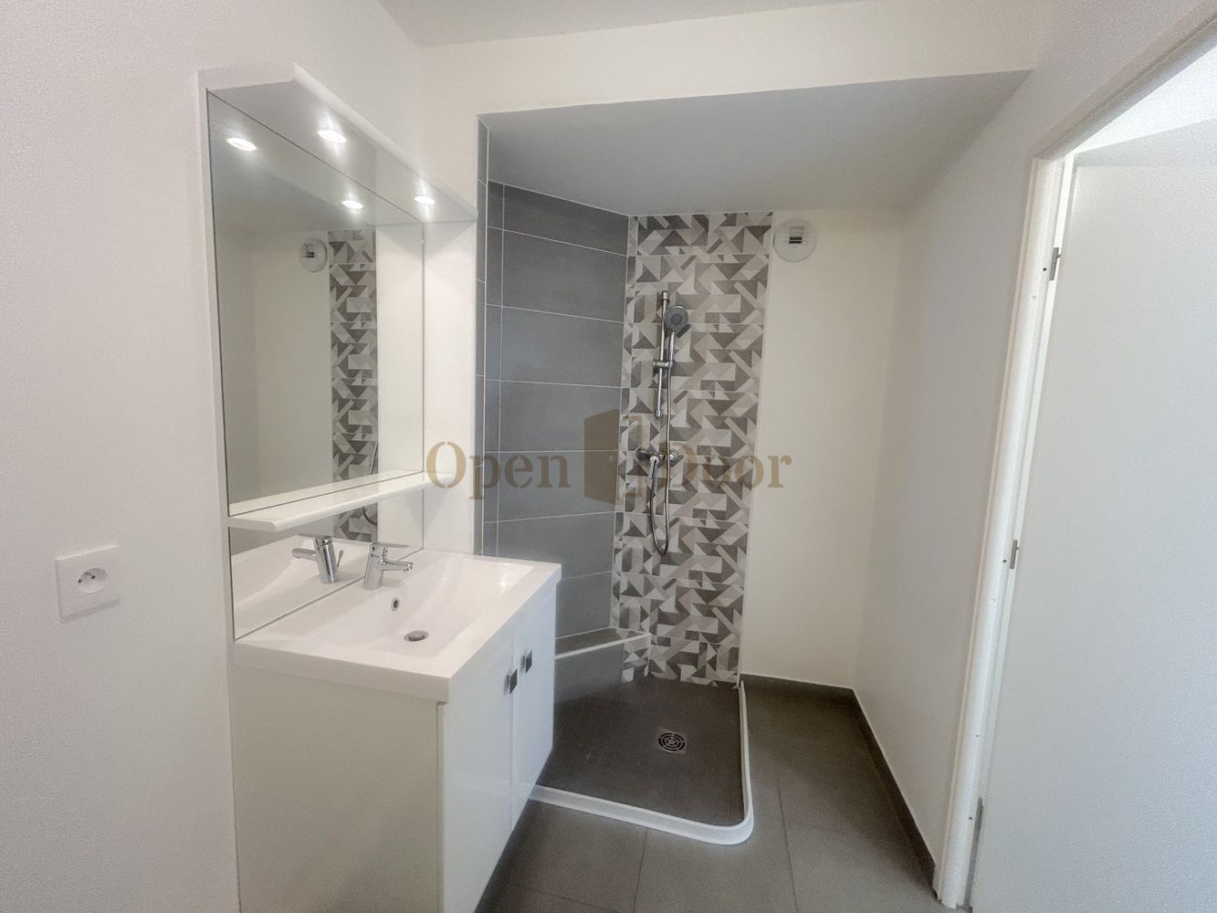 Property view 4